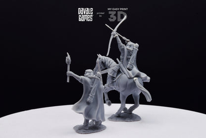 Berf Grey Castle Court Captain - Foot and Mounted - Davale Games - 3D Printed with high quality resin for LOTR/D&D games