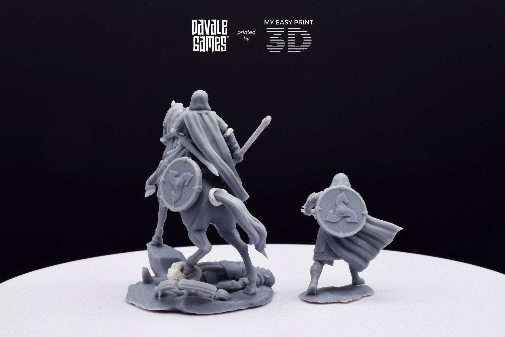 West Humans Lady of the Horses - Foot and Mounted - Davale Games - 3D Printed with high quality resin for LOTR/D&D games