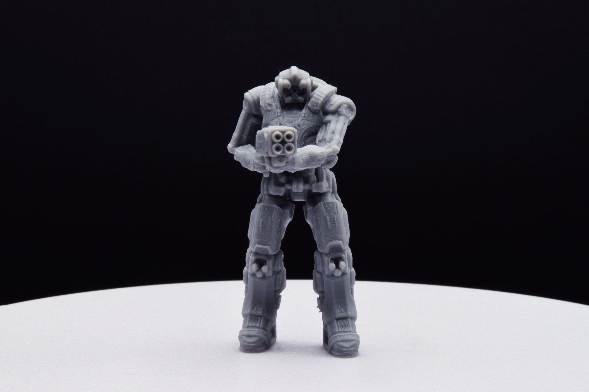 Gears Of War DeeBee DR1 Miniature - TheSTLSmith - 3D Printed with high quality resin for Skirmish/D&D games