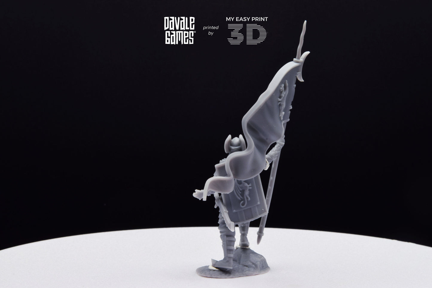 Dragon Army Banner on Foot - Davale Games - 3D Printed with high quality resin for LOTR/D&D games