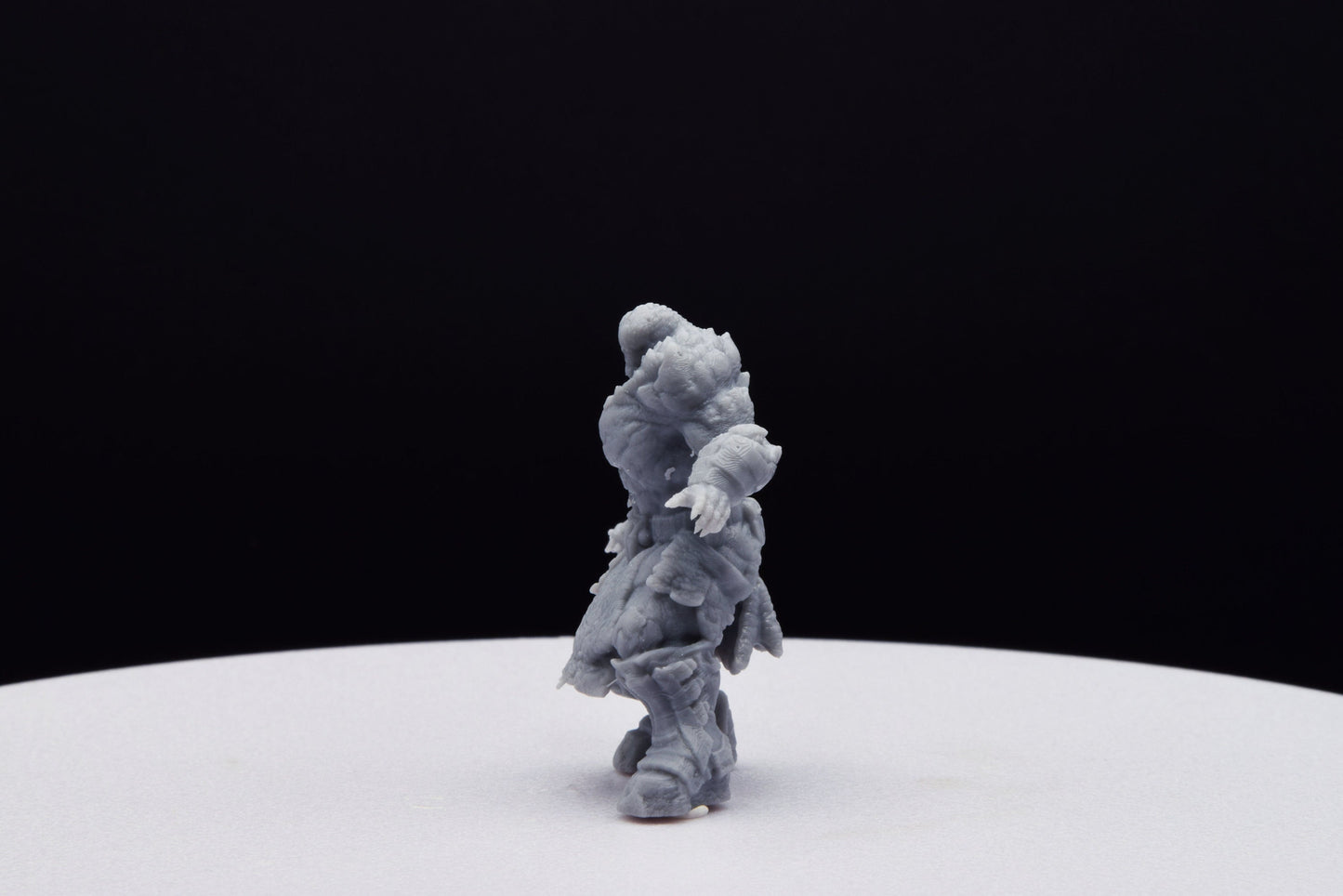 Gears Of War Swarm Grenadier Ot Miniature - TheSTLSmith - 3D Printed with high quality resin for Skirmish/D&D games