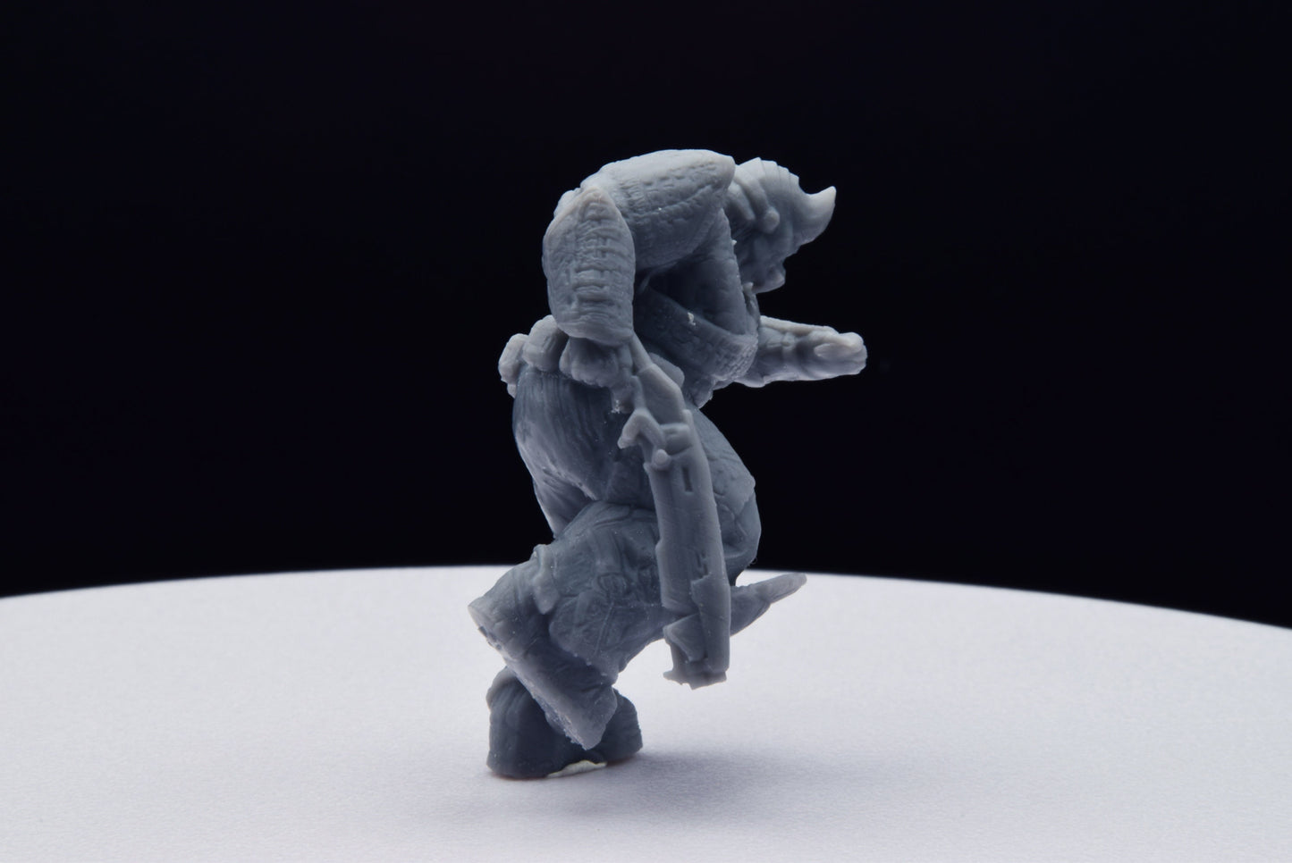 Gears Of War Hunter Ot Miniature - TheSTLSmith - 3D Printed with high quality resin for Skirmish/D&D games