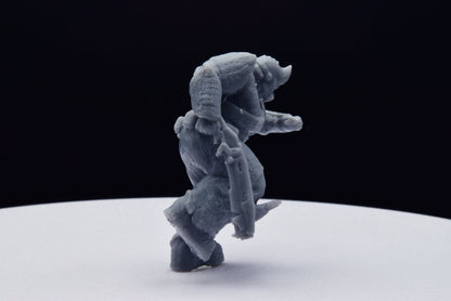 Gears Of War Hunter Ot Miniature - TheSTLSmith - 3D Printed with high quality resin for Skirmish/D&D games