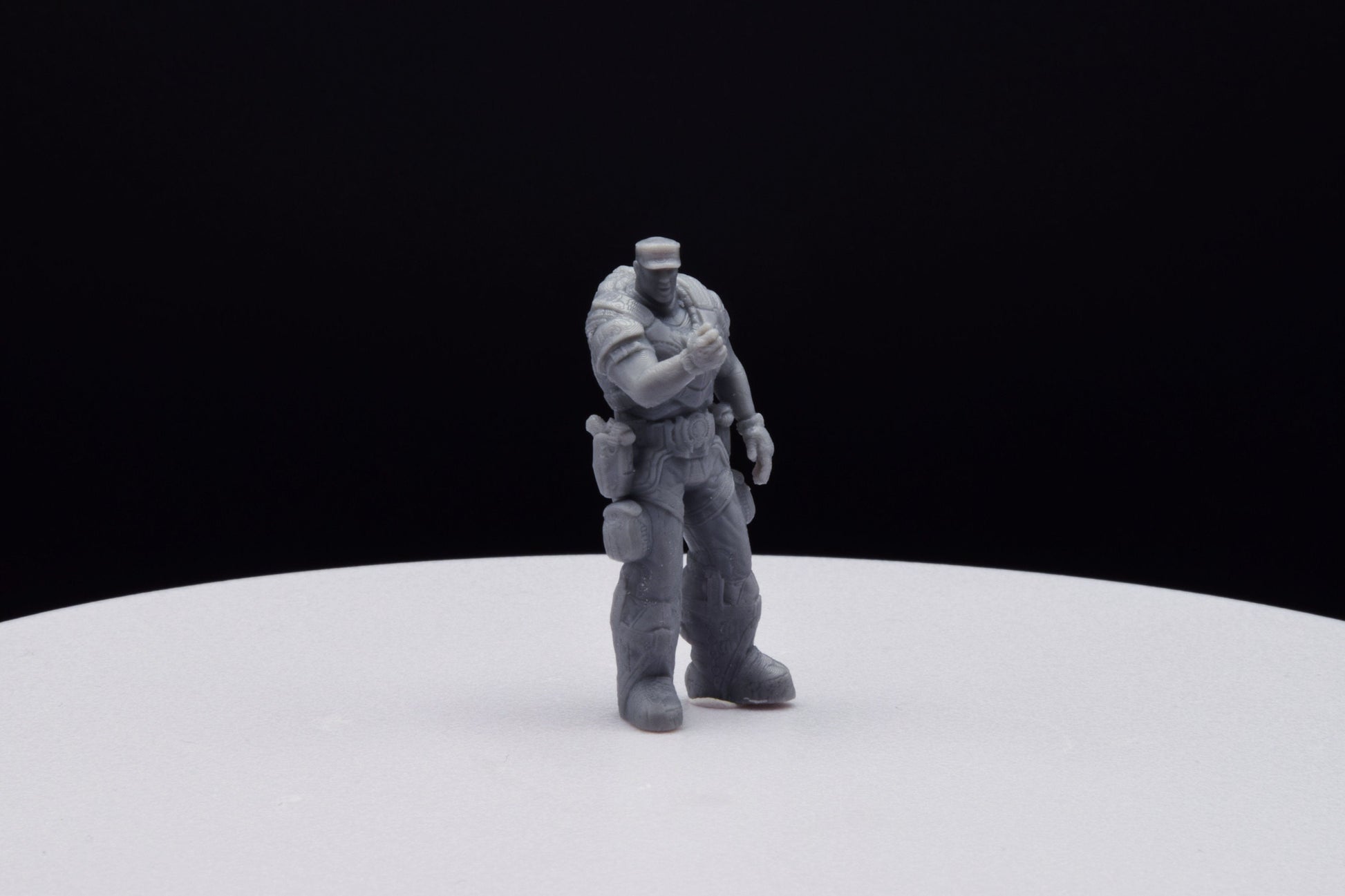 Gears Of War Victor Hoffman - TheSTLSmith - 3D Printed with high quality resin for Skirmish/D&D games