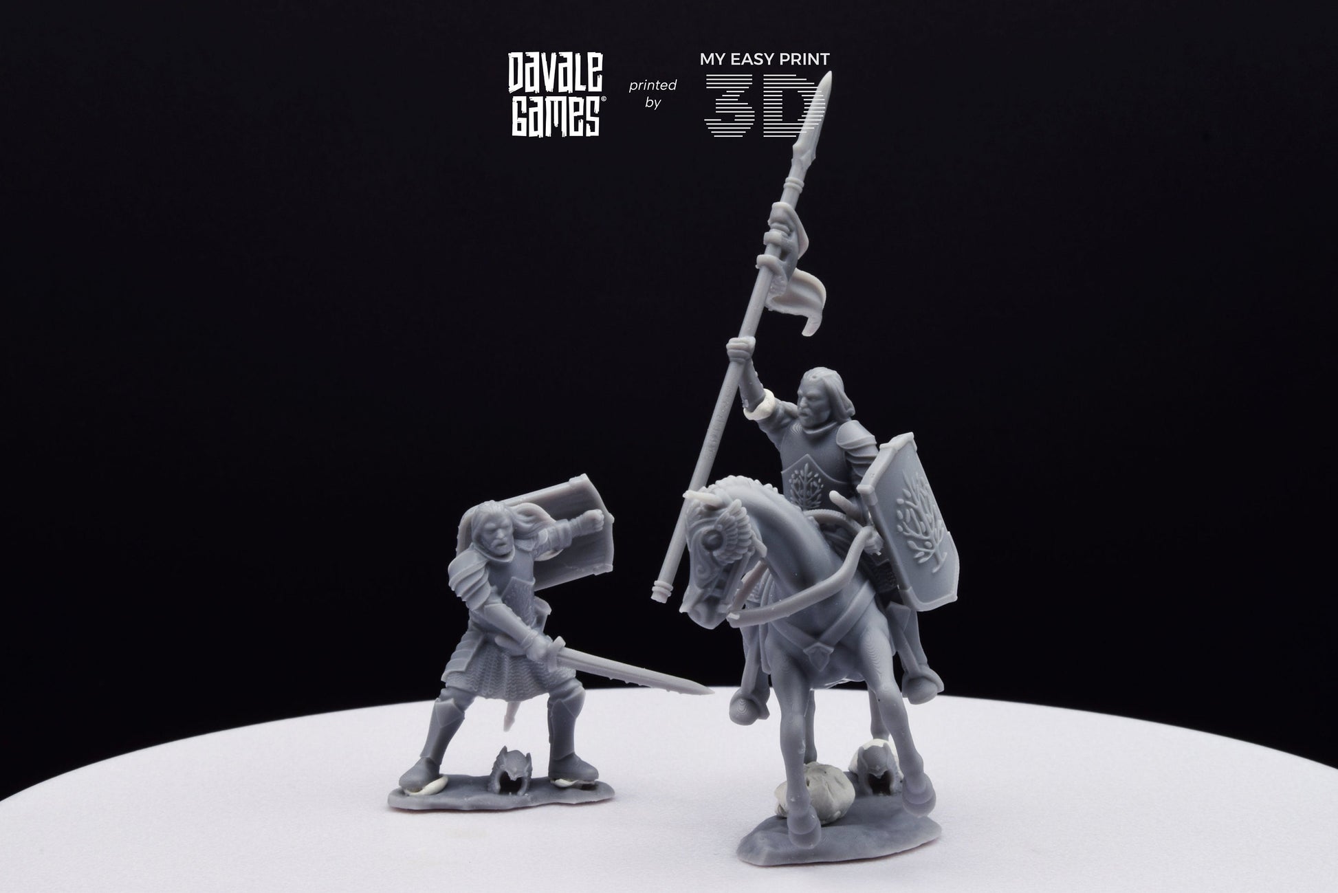 Grey Castle Captain - Foot and Mounted - Davale Games - 3D Printed with high quality resin for LOTR/D&D games