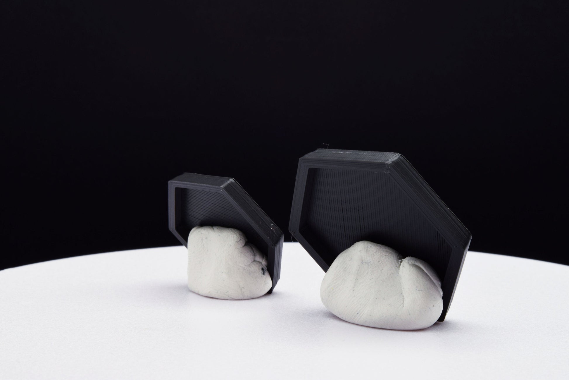 Hexagonal Bases for Miniatures - 20mm to 100mm - 3D Printed with high quality PLA+ for Tabletop Games/Wargames/D&D games