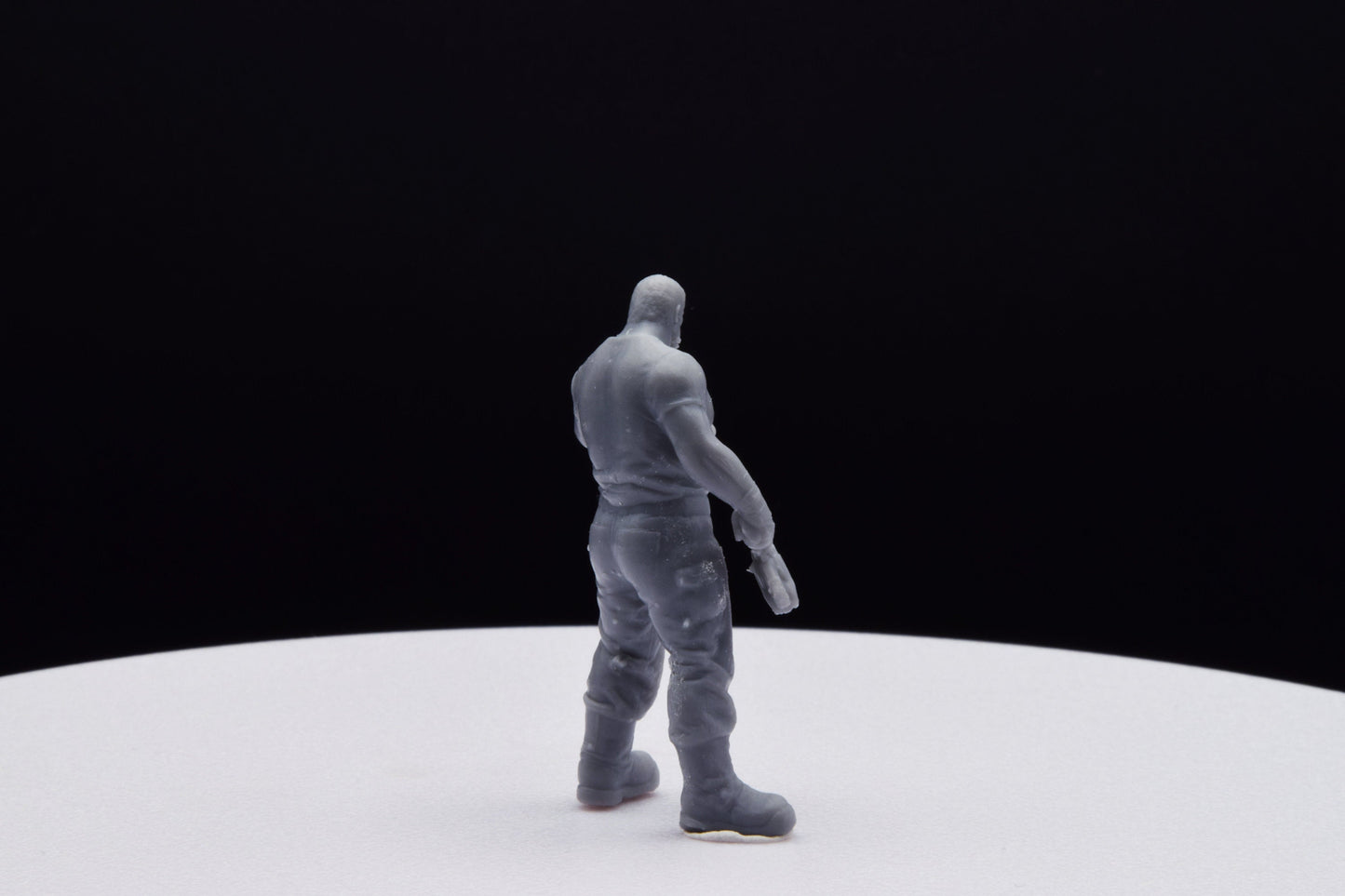 Gears Of War Marcus Old Retired Miniature - TheSTLSmith - 3D Printed with high quality resin for Skirmish/D&D games