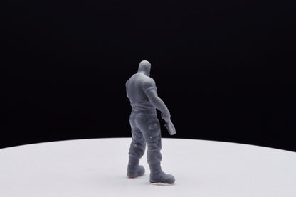 Gears Of War Marcus Old Retired Miniature - TheSTLSmith - 3D Printed with high quality resin for Skirmish/D&D games
