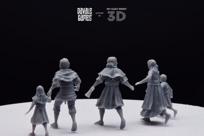 Peasants Fleeing - Davale Games - Historical games - 3D Printed with high quality resin