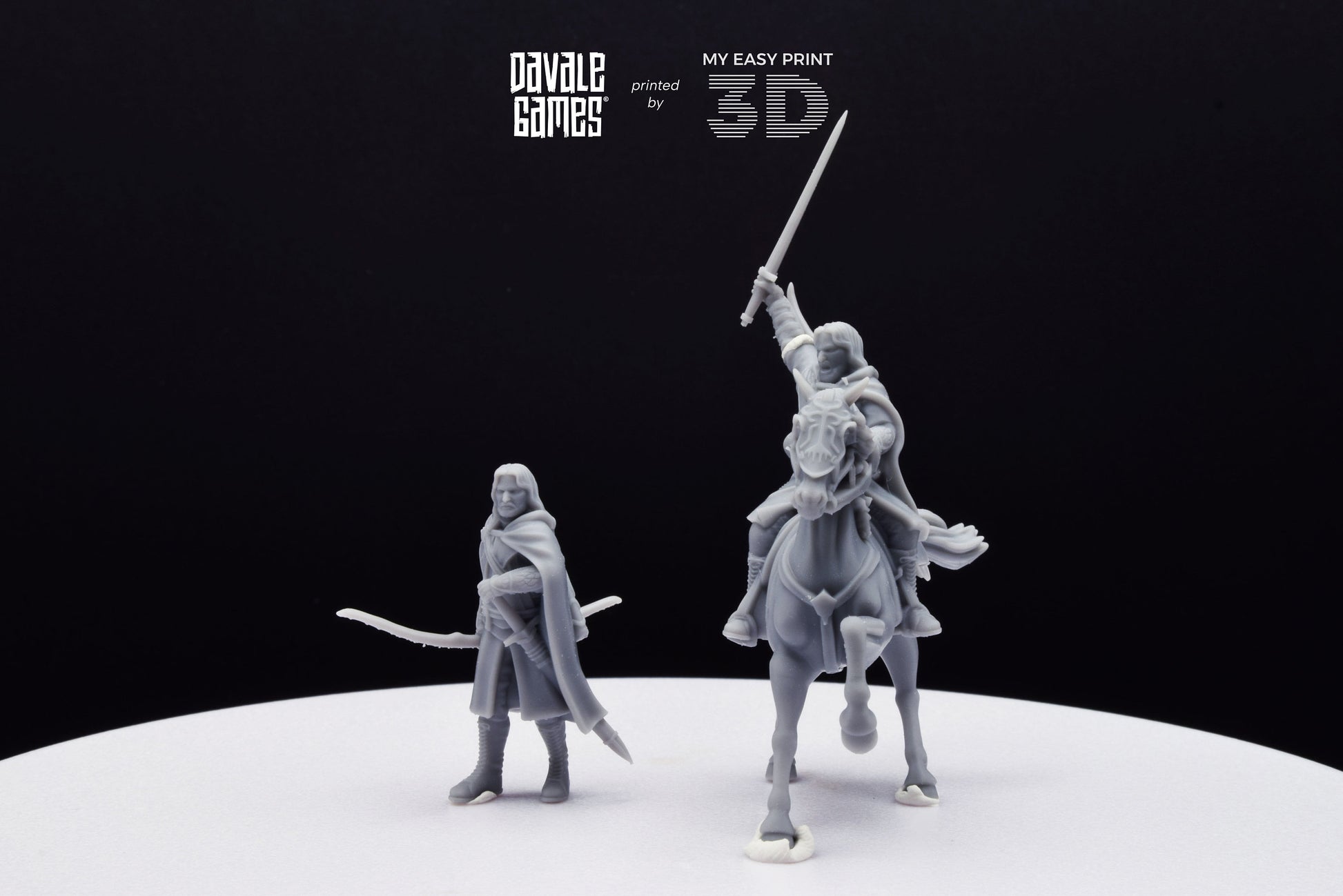 Captain of the Grey Castle - Foot and Mounted - Davale Games - 3D Printed with high quality resin for LOTR/D&D games