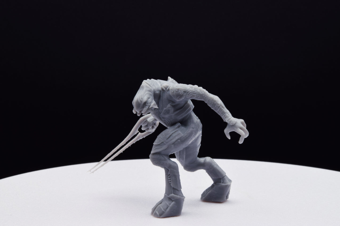 Halo Arbiter Miniature - TheSTLSmith - 3D Printed with High Quality Resin for Wargame/Skirmish/D&D