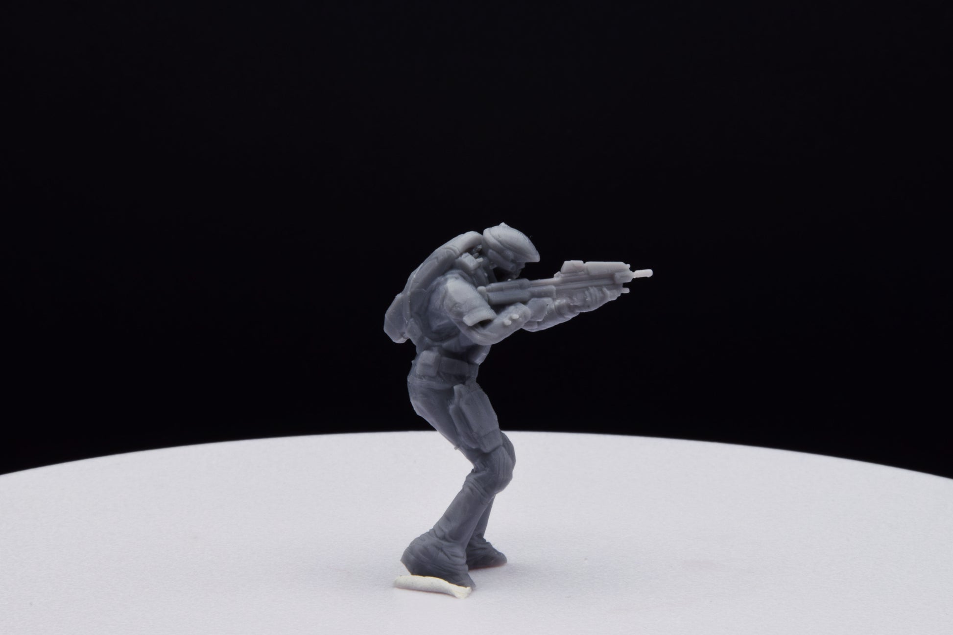 Halo Marine Female Light [Reach] Miniature - TheSTLSmith - 3D Printed with High Quality Resin for Wargame/Skirmish/D&D
