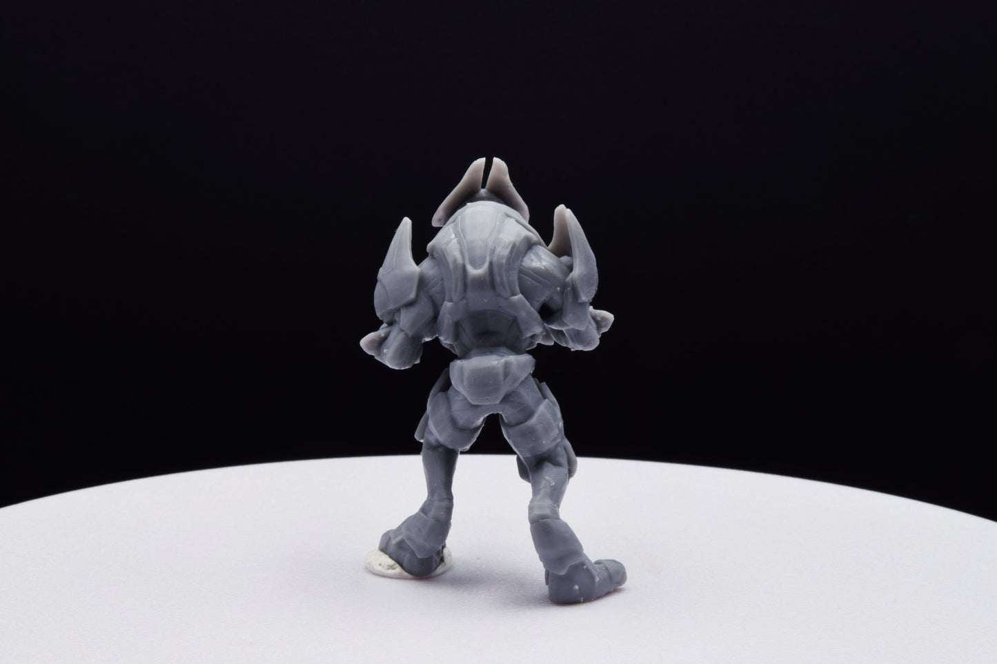 Halo Elite Ultra [Reach] Miniature - TheSTLSmith - 3D Printed with High Quality Resin for Wargame/Skirmish/D&D