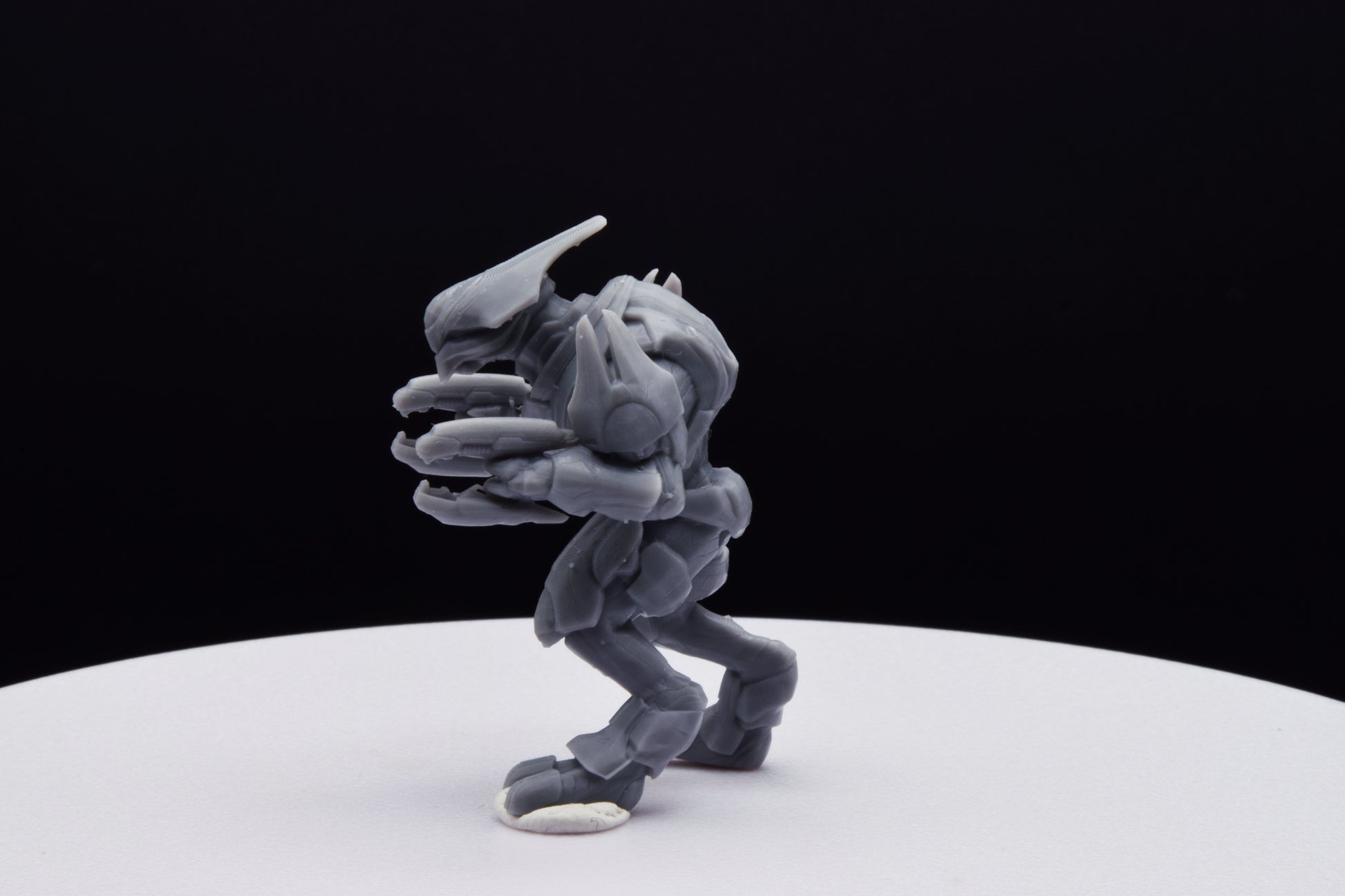 Halo Elite Ultra [Reach] Miniature - TheSTLSmith - 3D Printed with High Quality Resin for Wargame/Skirmish/D&D