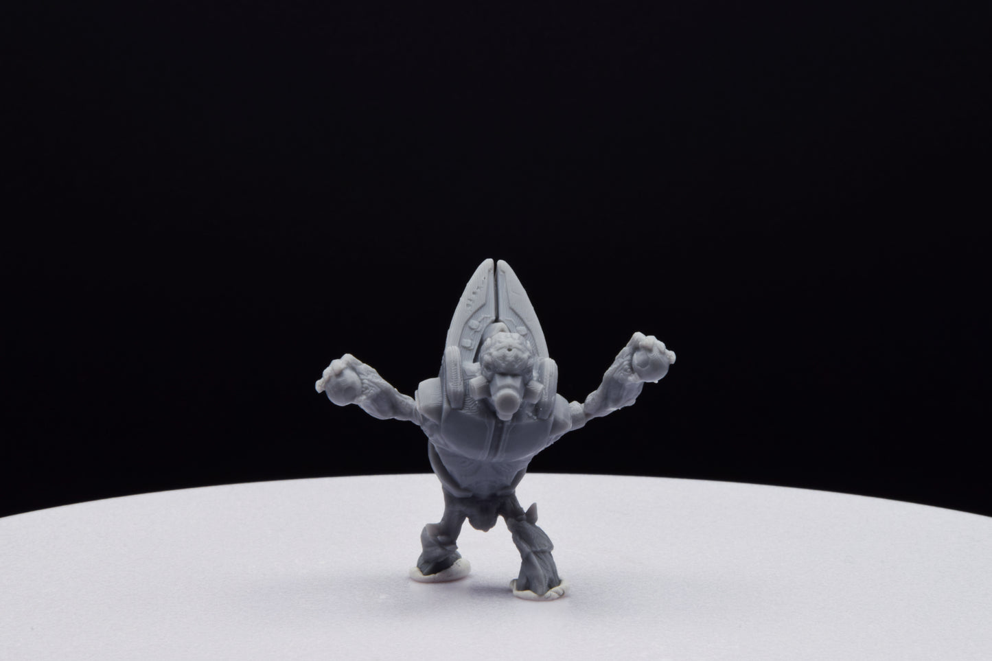 Halo Grunt Minor Kamikaze [Reach] Miniature - TheSTLSmith - 3D Printed with High Quality Resin for Wargame/Skirmish/D&D