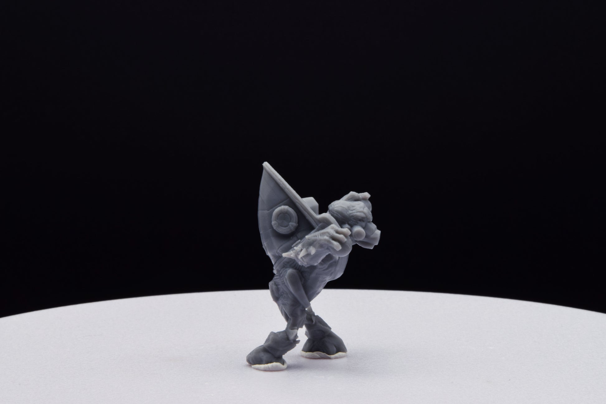 Halo Grunt Minor Kamikaze [Reach] Miniature - TheSTLSmith - 3D Printed with High Quality Resin for Wargame/Skirmish/D&D