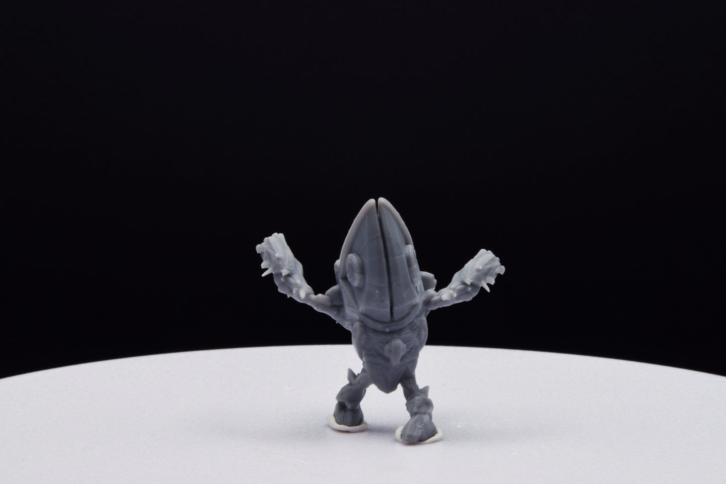 Halo Grunt Minor Kamikaze [Reach] Miniature - TheSTLSmith - 3D Printed with High Quality Resin for Wargame/Skirmish/D&D