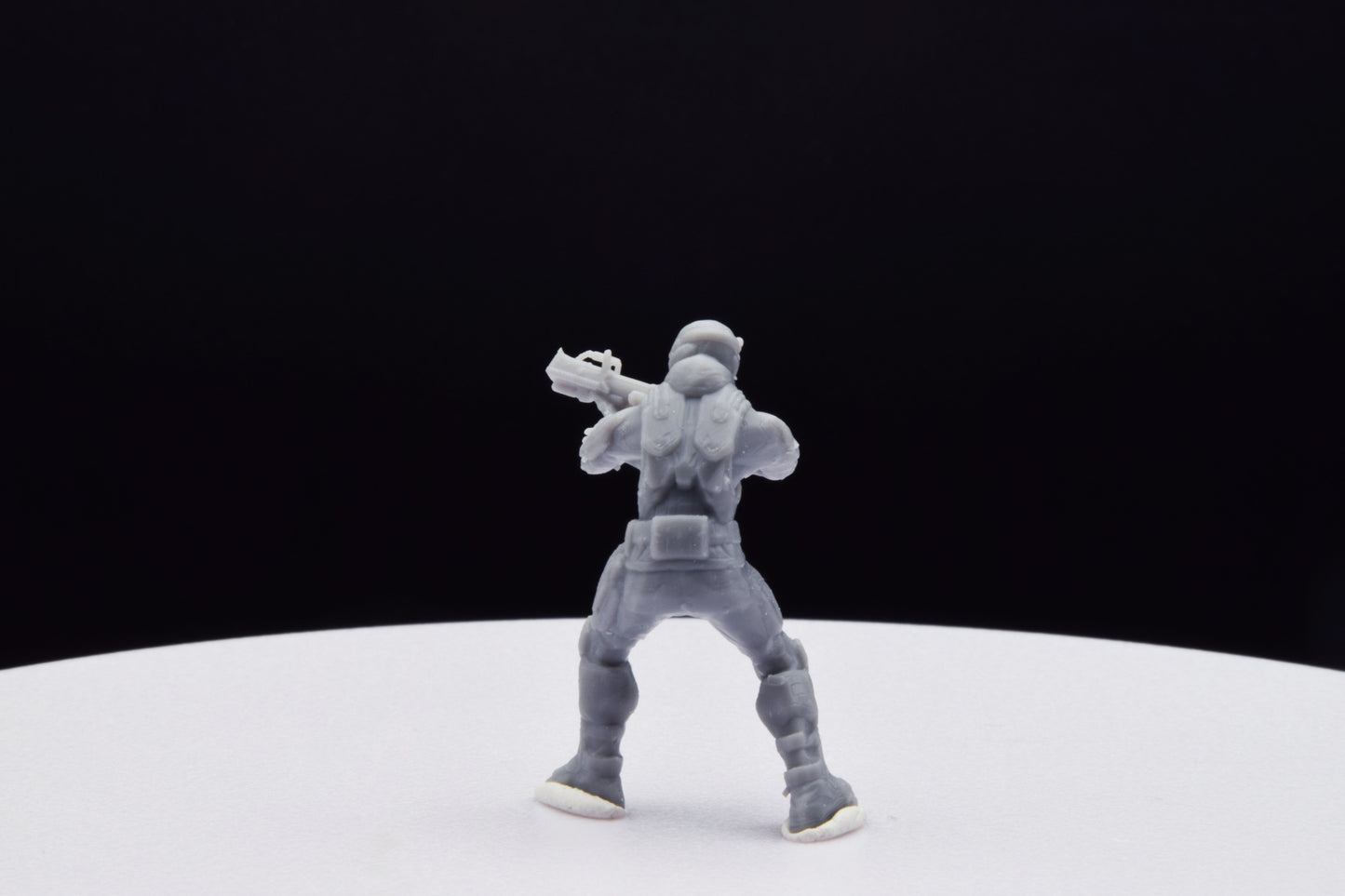 Halo Marine Female Heavy [Reach] Miniature - TheSTLSmith - 3D Printed with High Quality Resin for Wargame/Skirmish/D&D