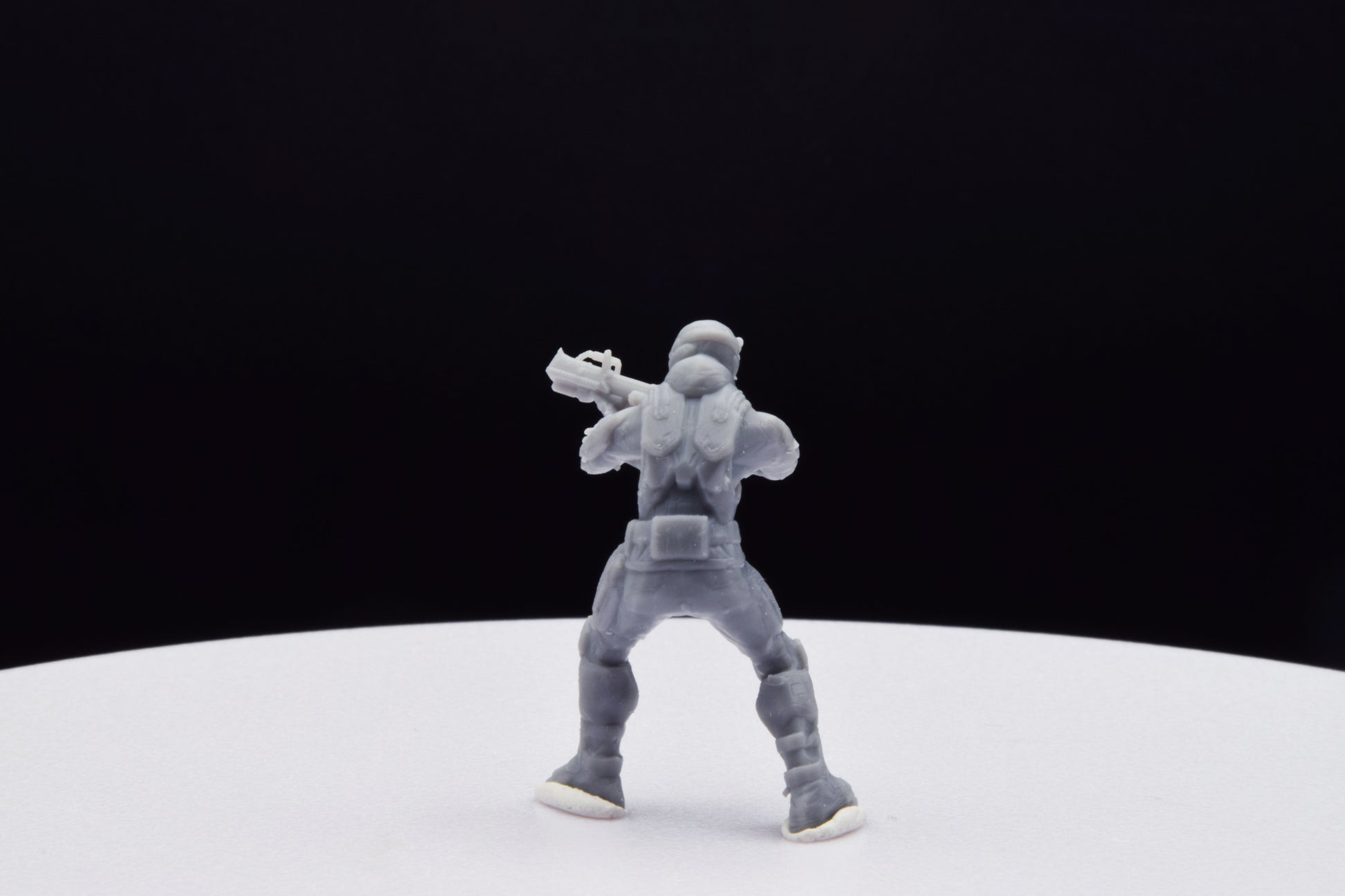 Halo Marine Female Heavy [Reach] Miniature - TheSTLSmith - 3D Printed with High Quality Resin for Wargame/Skirmish/D&D