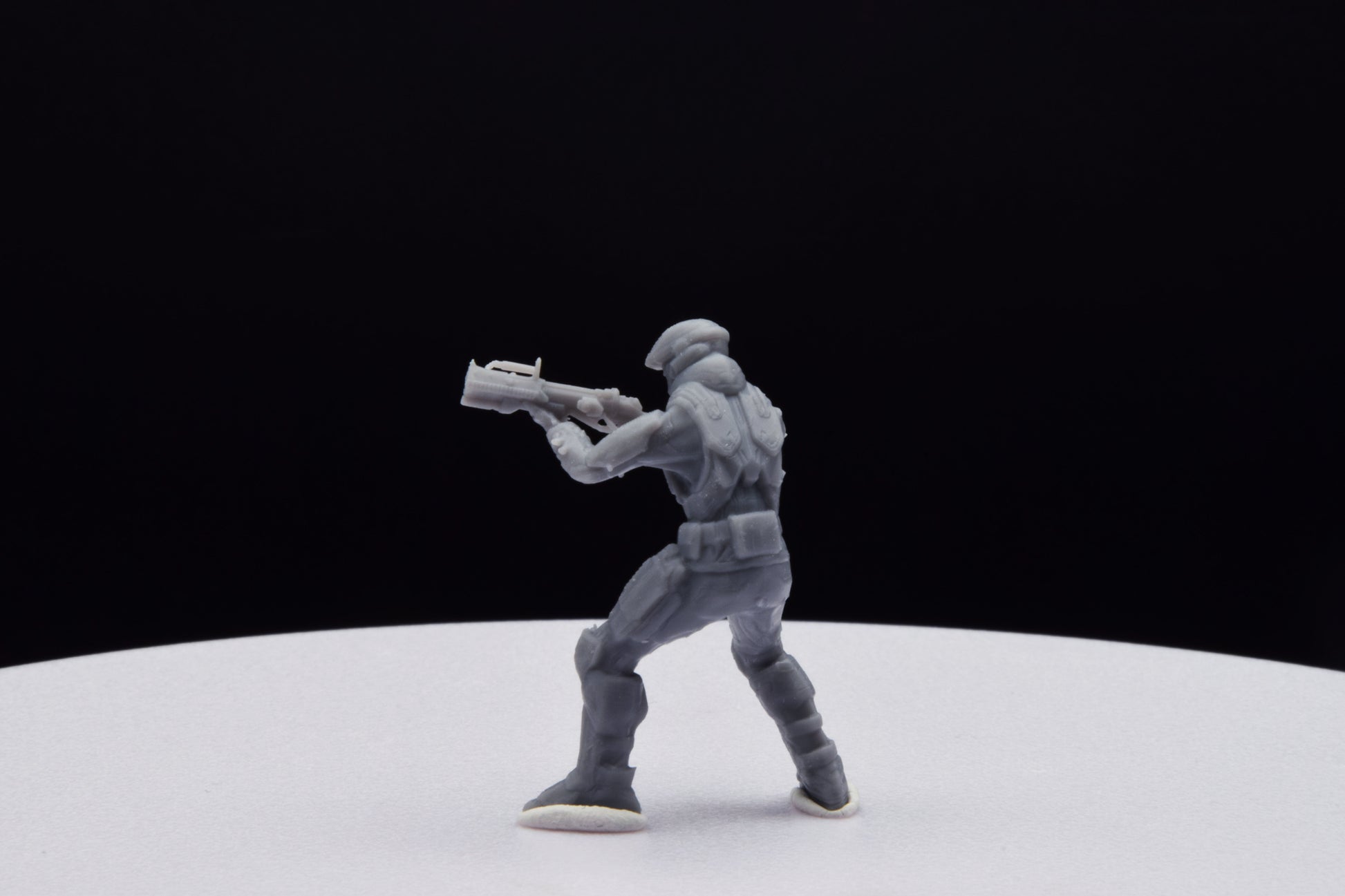 Halo Marine Female Heavy [Reach] Miniature - TheSTLSmith - 3D Printed with High Quality Resin for Wargame/Skirmish/D&D