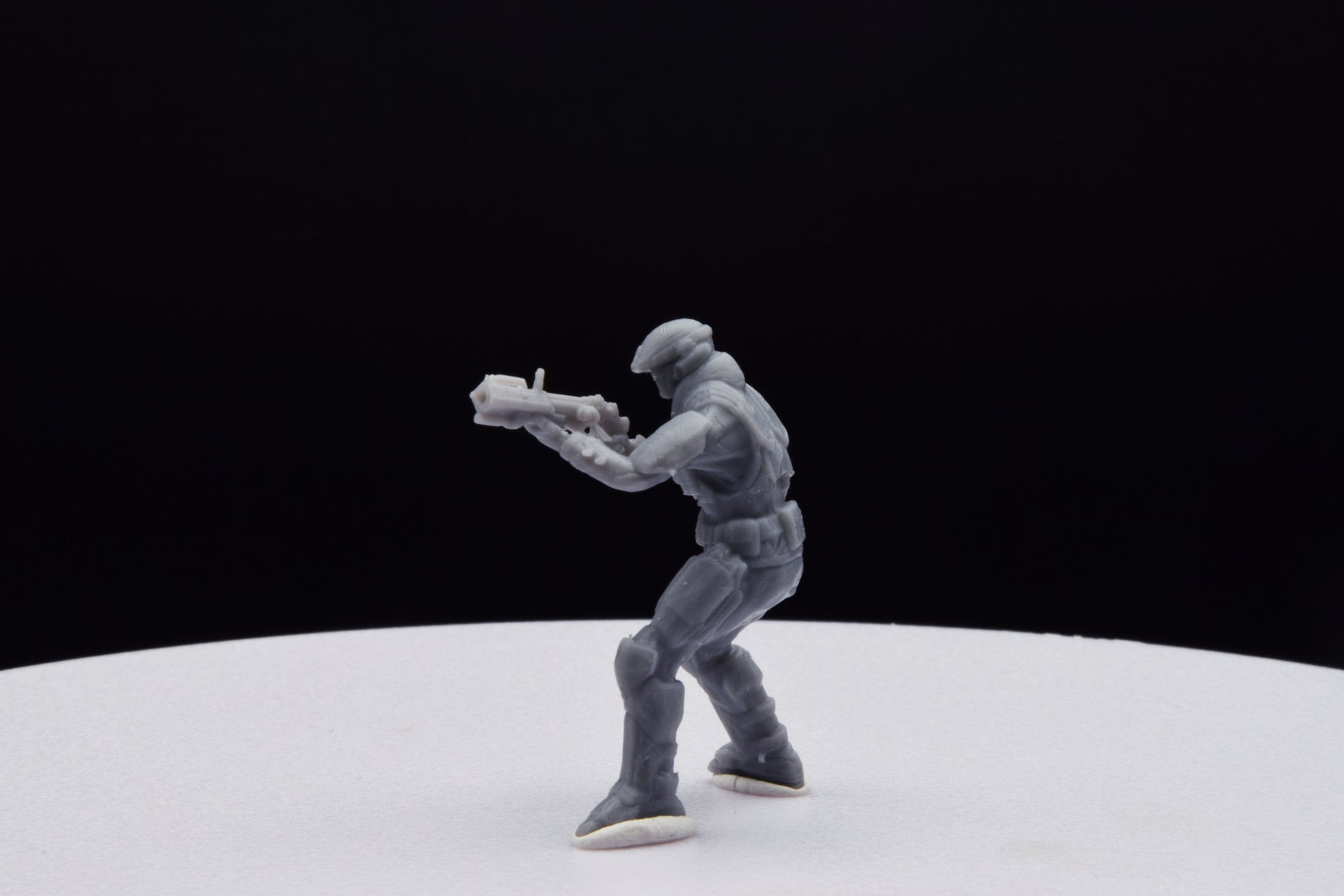 Halo Marine Female Heavy [Reach] Miniature - TheSTLSmith - 3D Printed with High Quality Resin for Wargame/Skirmish/D&D