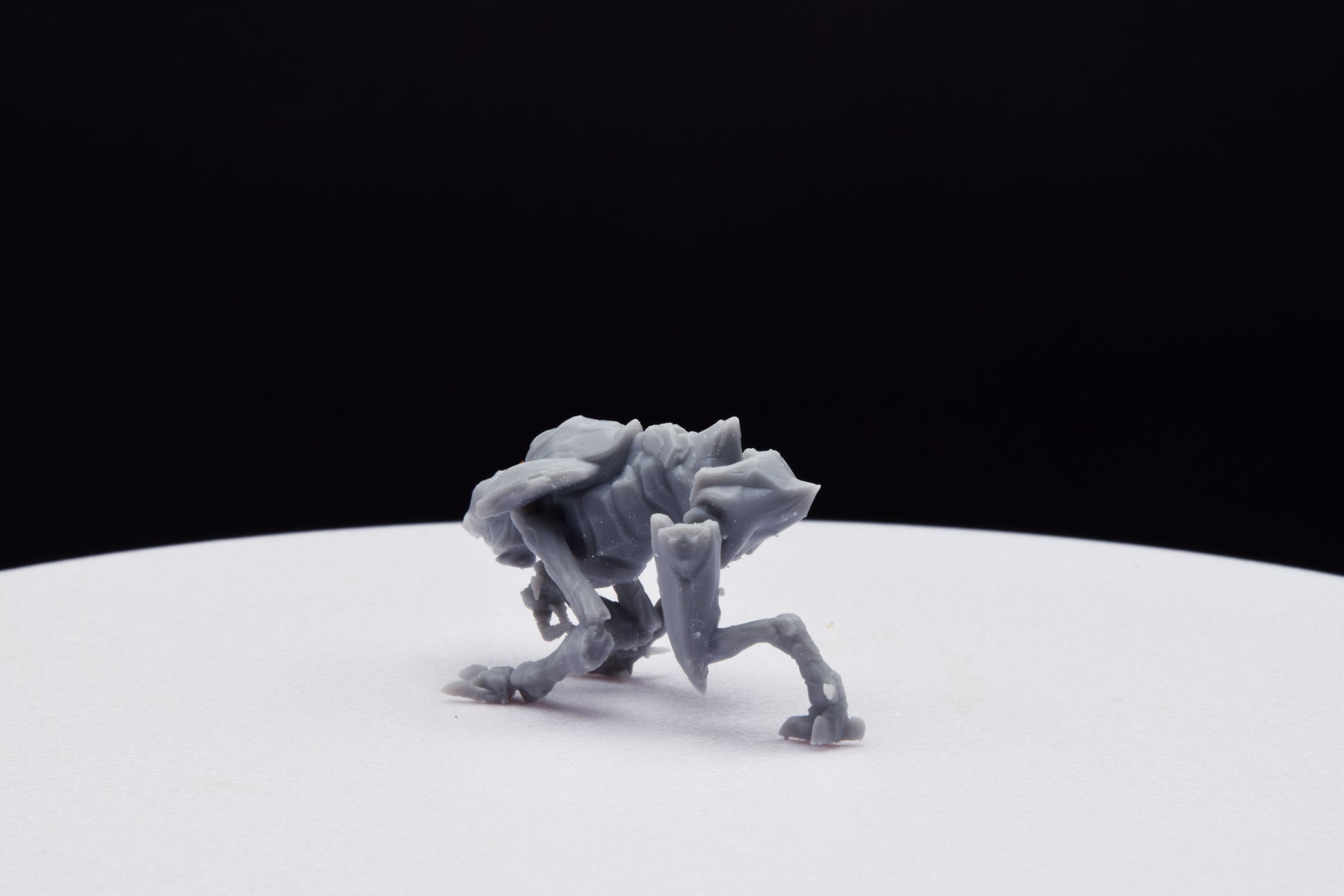 Halo Crawler Minor Miniature - TheSTLSmith - 3D Printed with High Quality Resin for Wargame/Skirmish/D&D