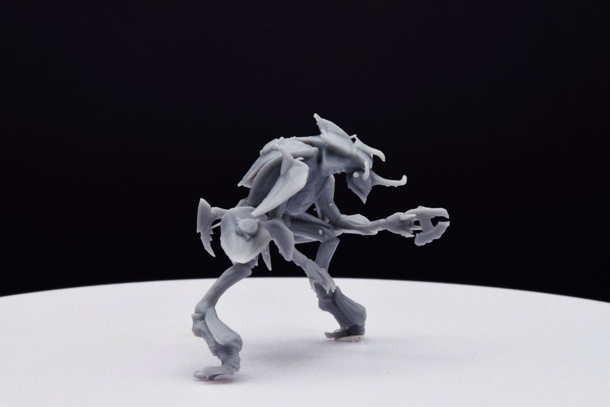 Halo Bugger Officer [Reach] Miniature - TheSTLSmith - 3D Printed with High Quality Resin for Wargame/Skirmish/D&D