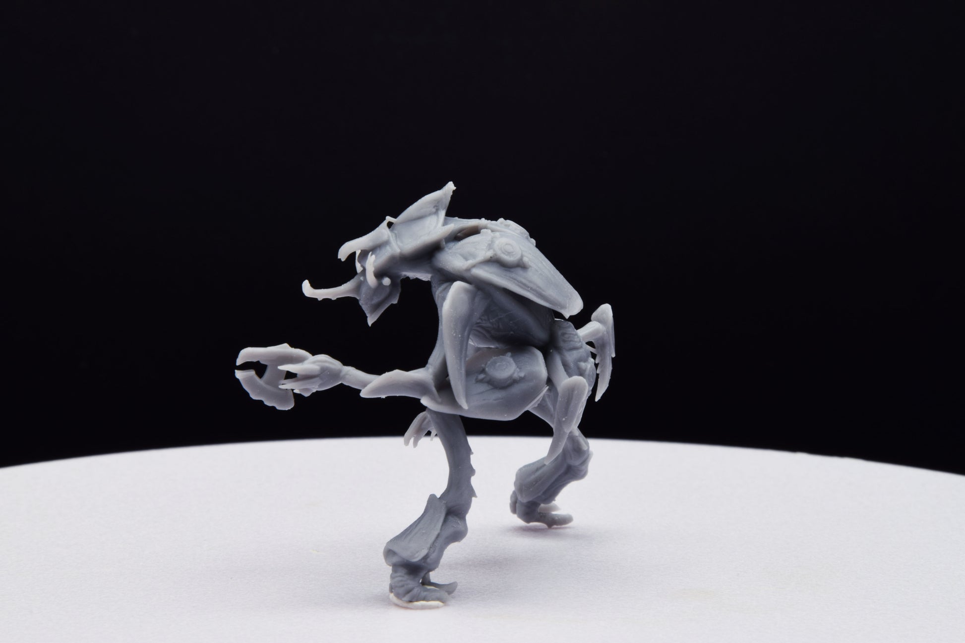 Halo Bugger Officer [Reach] Miniature - TheSTLSmith - 3D Printed with High Quality Resin for Wargame/Skirmish/D&D