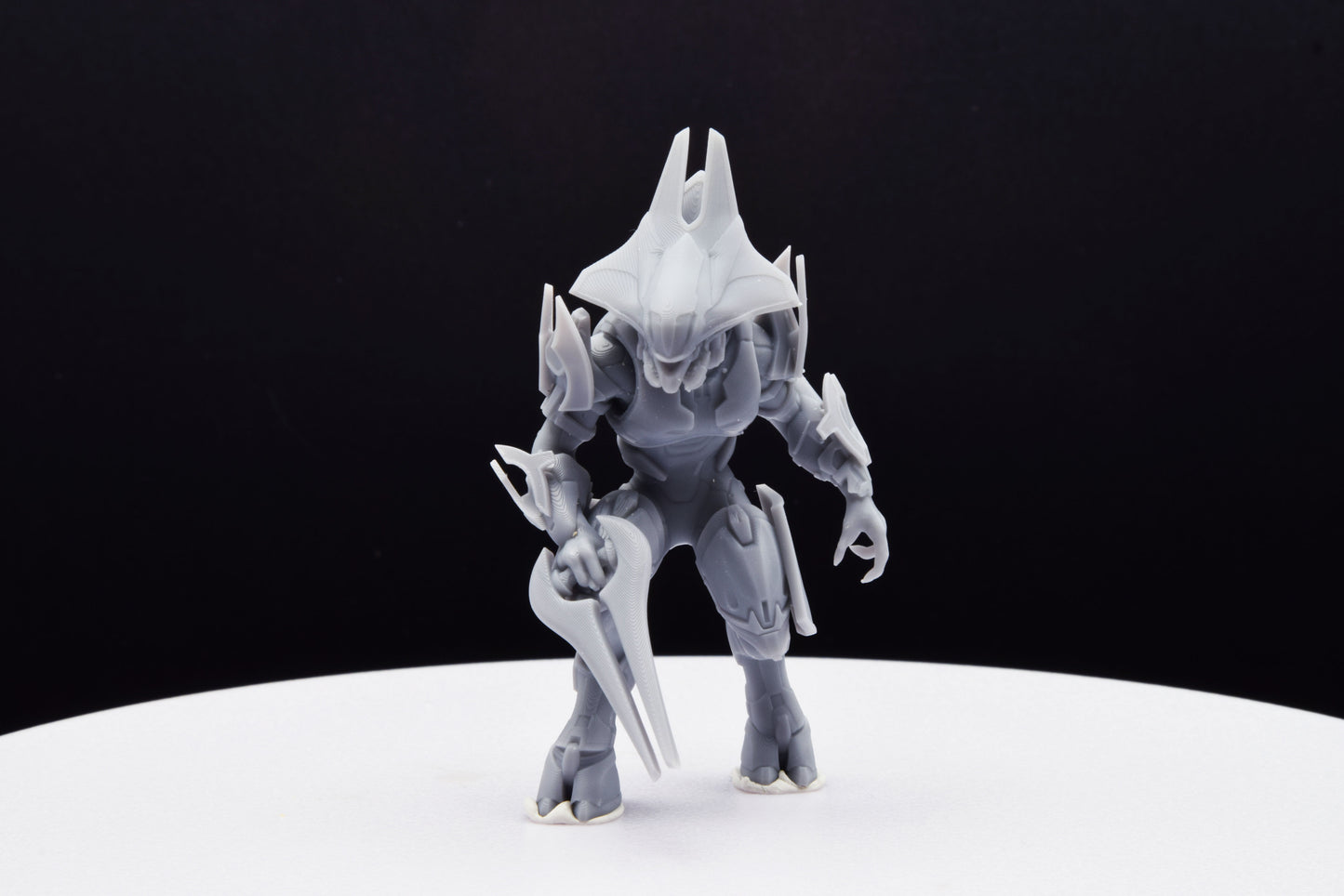 Halo Elite Councilor Honor Guard Miniature - 3D Printed with High Quality Resin for Wargame/Skirmish/D&D