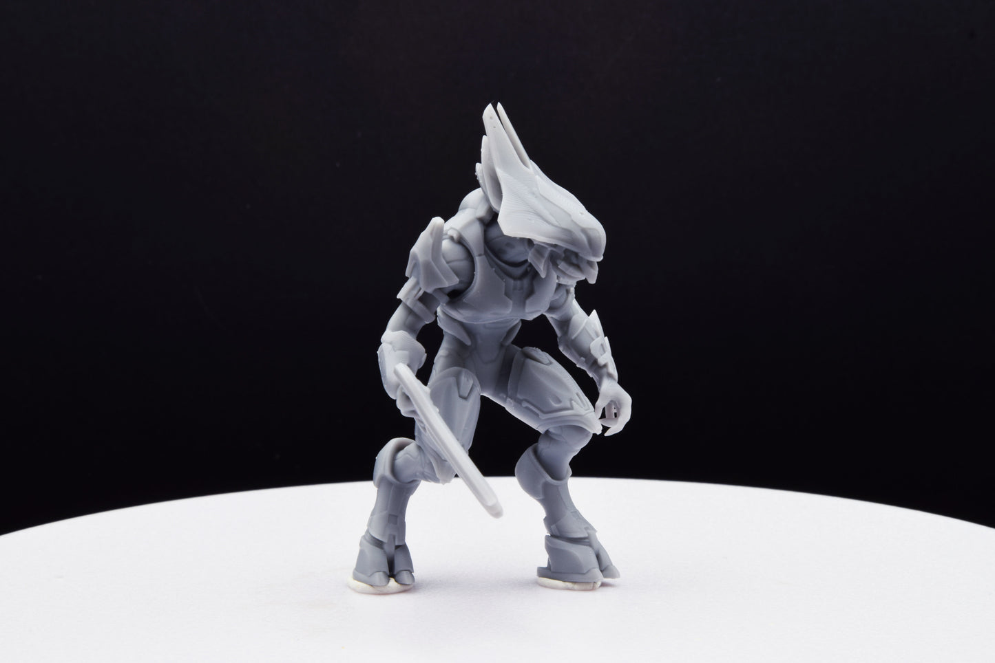 Halo Elite Councilor Miniature - 3D Printed with High Quality Resin for Wargame/Skirmish/D&D