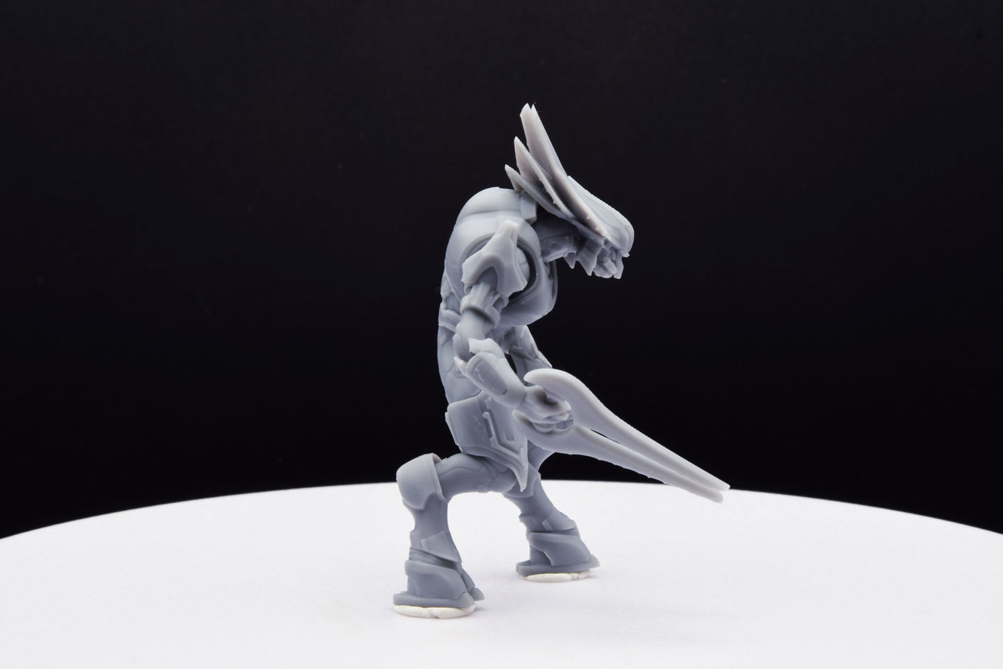 Halo Elite Councilor Miniature - 3D Printed with High Quality Resin for Wargame/Skirmish/D&D