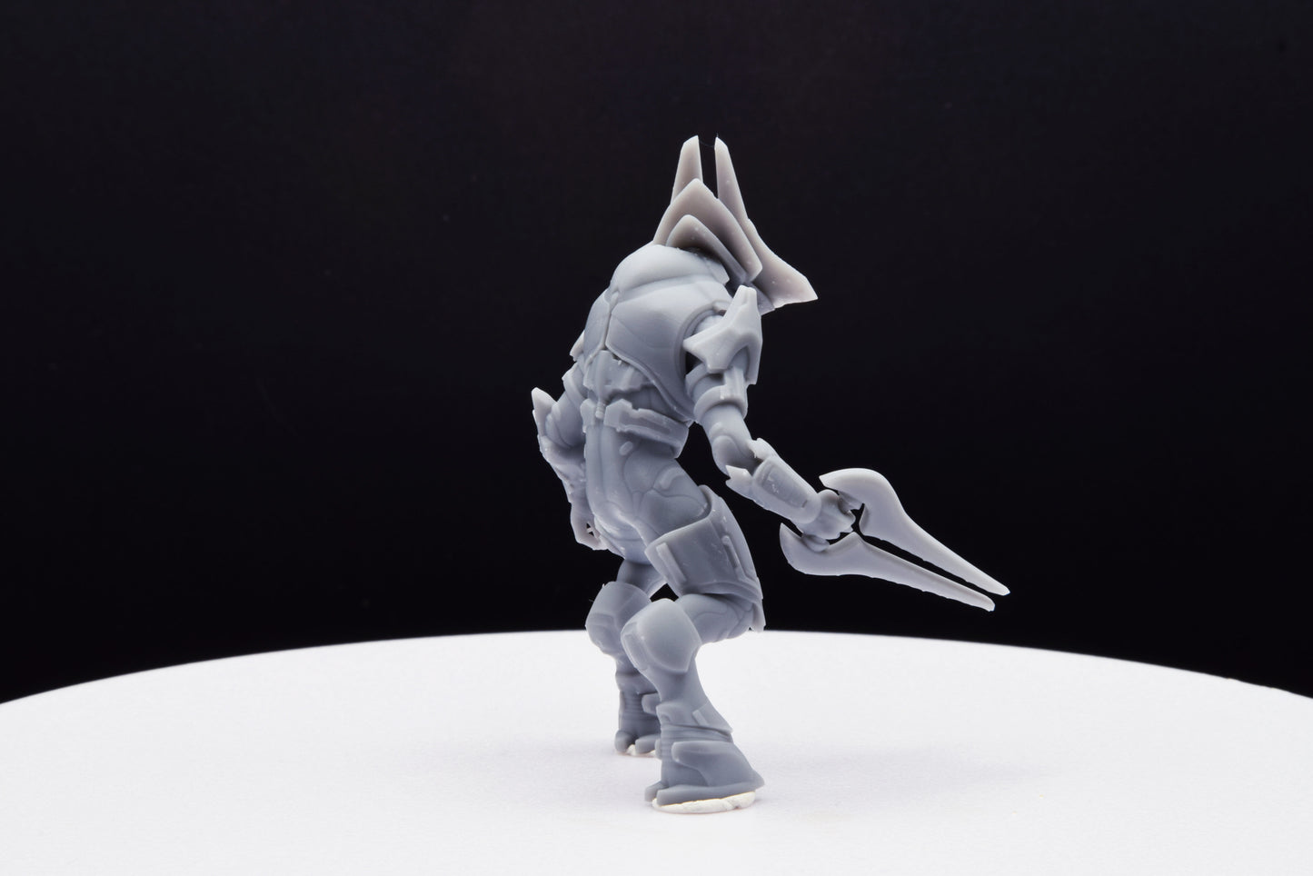 Halo Elite Councilor Miniature - 3D Printed with High Quality Resin for Wargame/Skirmish/D&D