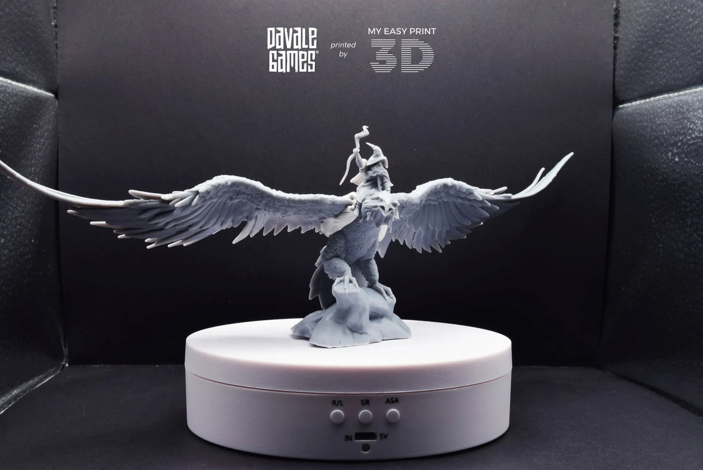 Mage on Eagle - Davale Games - 3D Printed with high quality resin for LOTR/D&D games