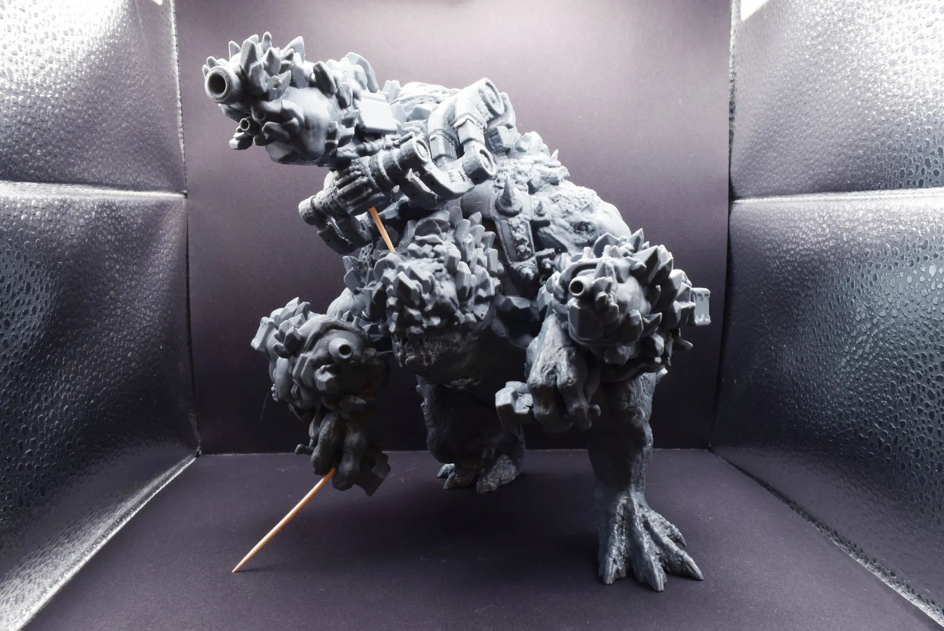 Gears Of War SWARMAK Miniature - TheSTLSmith - 3D Printed with high quality resin for Skirmish/D&D games