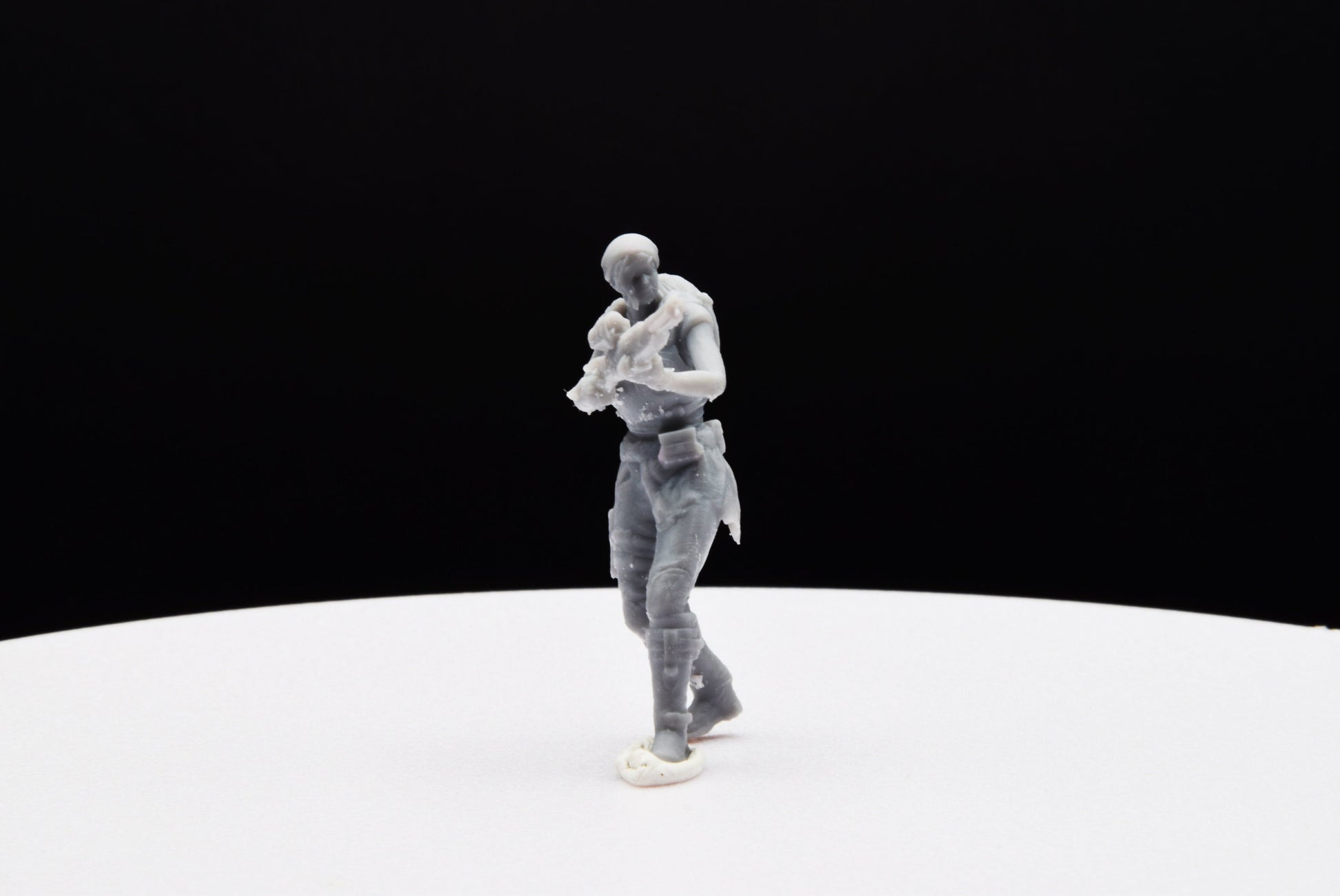 Gears Of War COG Kait Diaz Ot Miniature - TheSTLSmith - 3D Printed with high quality resin for Skirmish/D&D games