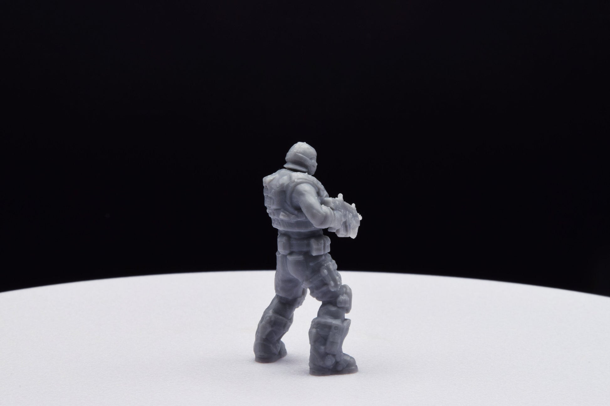 Gears Of War COG Soldier Summer Male Old Miniature - TheSTLSmith - 3D Printed with high quality resin for Skirmish/D&D games