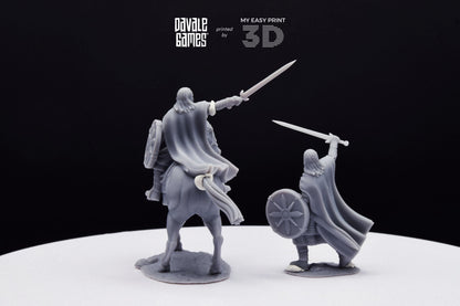 West Humans King - Foot and Mounted - Davale Games - 3D Printed with high quality resin for LOTR/D&D games