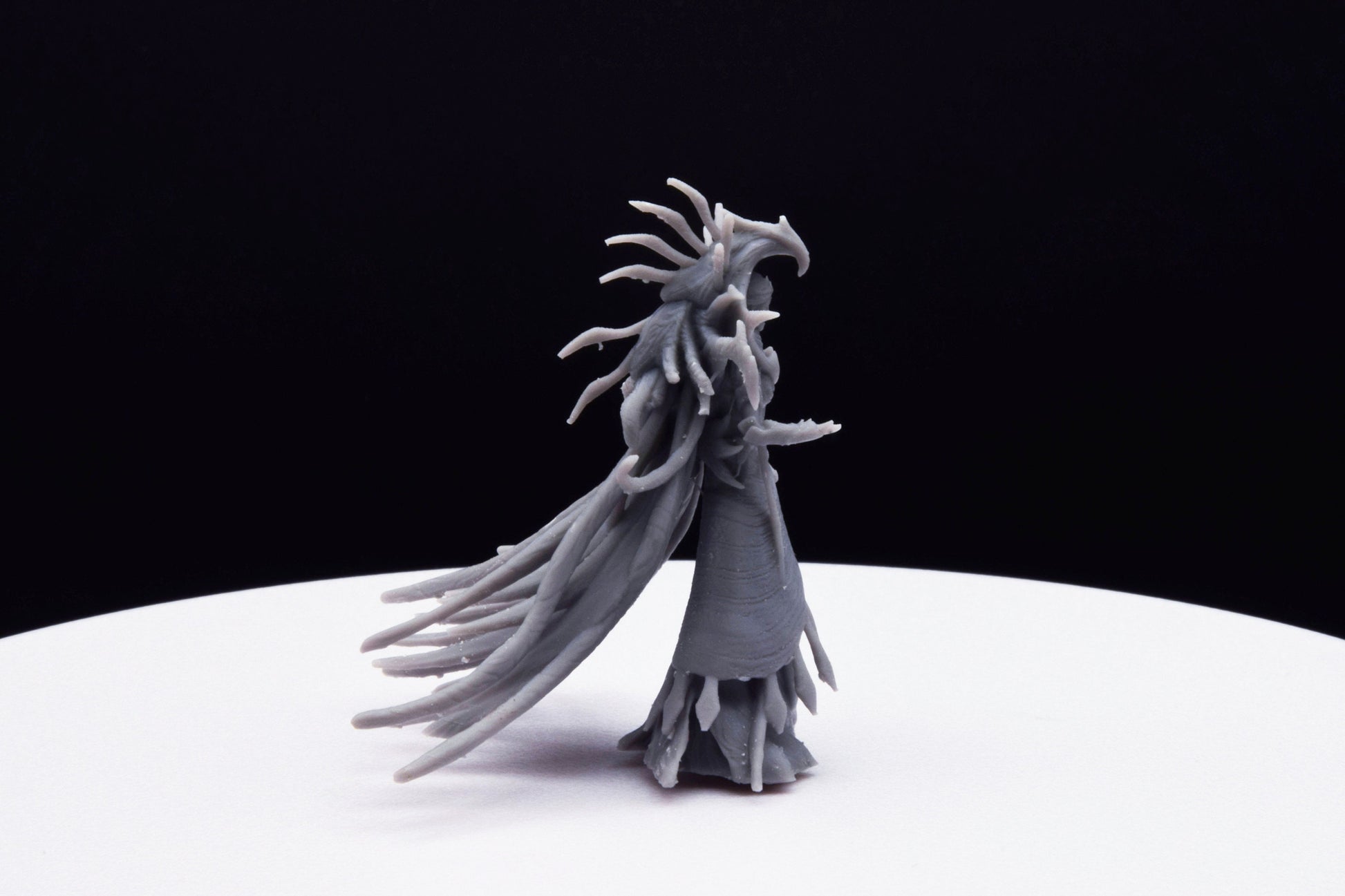 Gears Of War Queen Myrrah Ot Miniature - TheSTLSmith - 3D Printed with high quality resin for Skirmish/D&D games