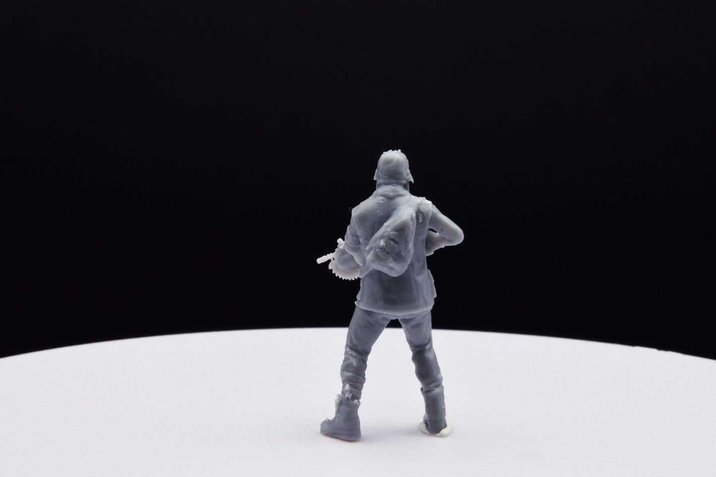 Gears Of War Gary Carmine Miniature - TheSTLSmith - 3D Printed with high quality resin for Skirmish/D&D games
