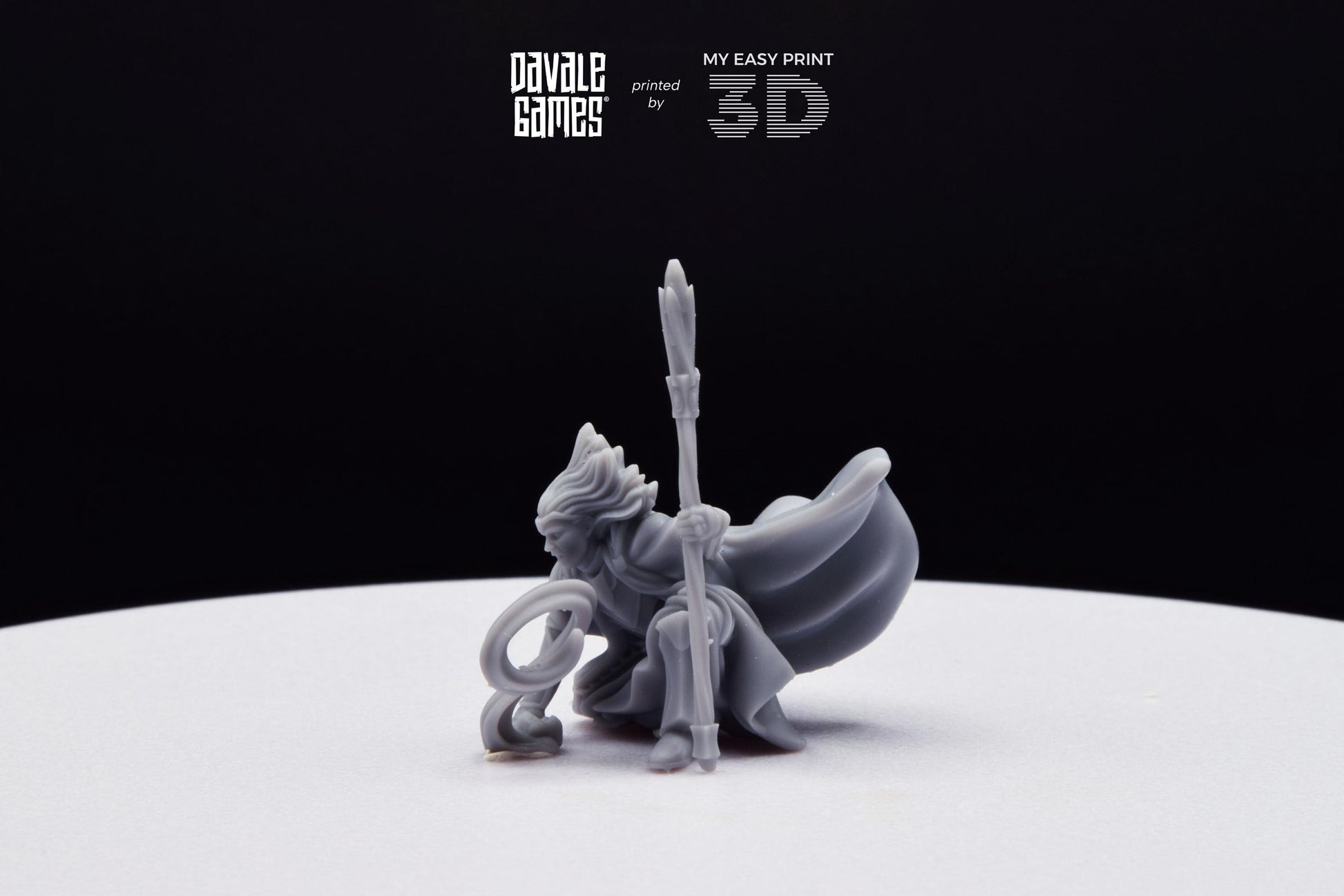 Bloody Storm Wizard - Davale Games - 3D Printed with high quality resin for LOTR/D&D games