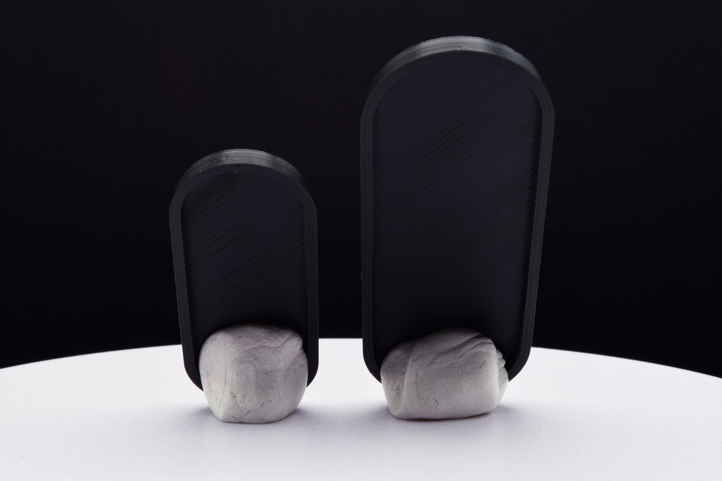 Pill Bases for Miniatures - 50x20mm / 50x25mm / 70x25mm - 3D Printed with high quality PLA+ for Tabletop Games/Wargames/D&D games