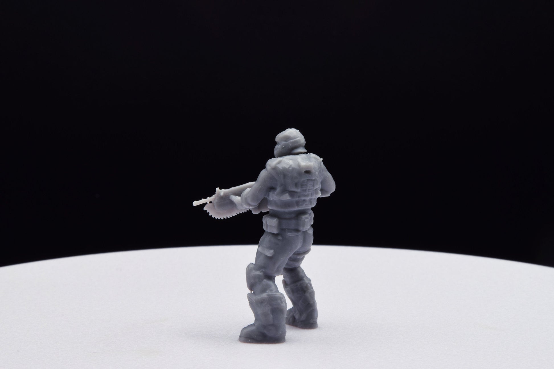 Gears Of War COG Soldier Summer Male Old Miniature - TheSTLSmith - 3D Printed with high quality resin for Skirmish/D&D games