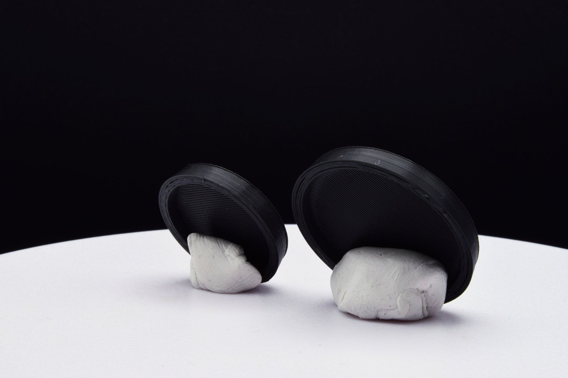 Round Bases for Miniatures - 20mm to 200mm - 3D Printed with high quality PLA+ for Tabletop Games/Wargames/D&D games