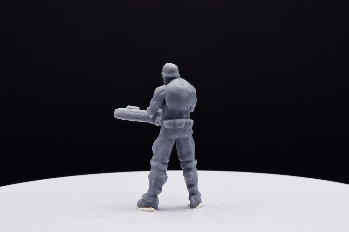 Doom Commando Miniature - Fanmade - TheSTLSmith - 3D Printed with high quality resin for Skirmish/D&D games