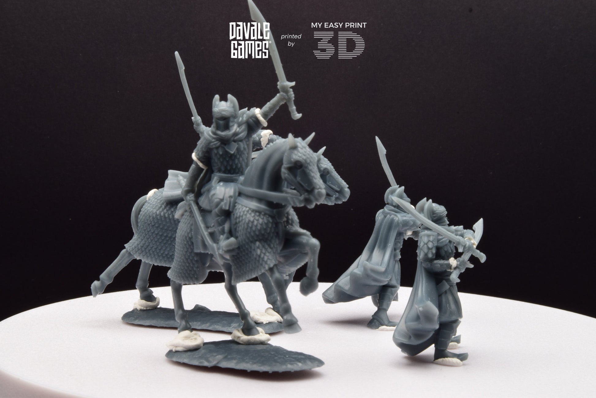Dragon Army Dragon Guards Mounted and Foot - Davale Games - 3D Printed with high quality resin for LOTR/D&D games