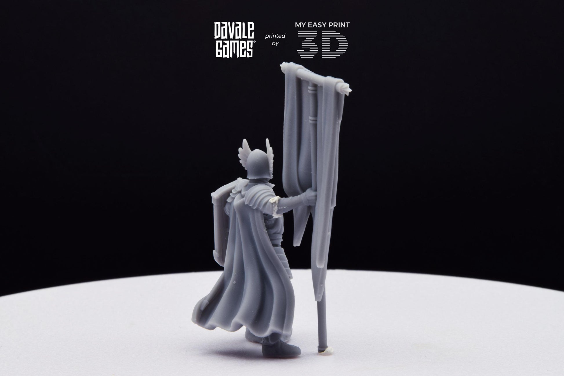 Grey Castle Tree Guard With Banner - Foot - Davale Games - 3D Printed with high quality resin for LOTR/D&D games