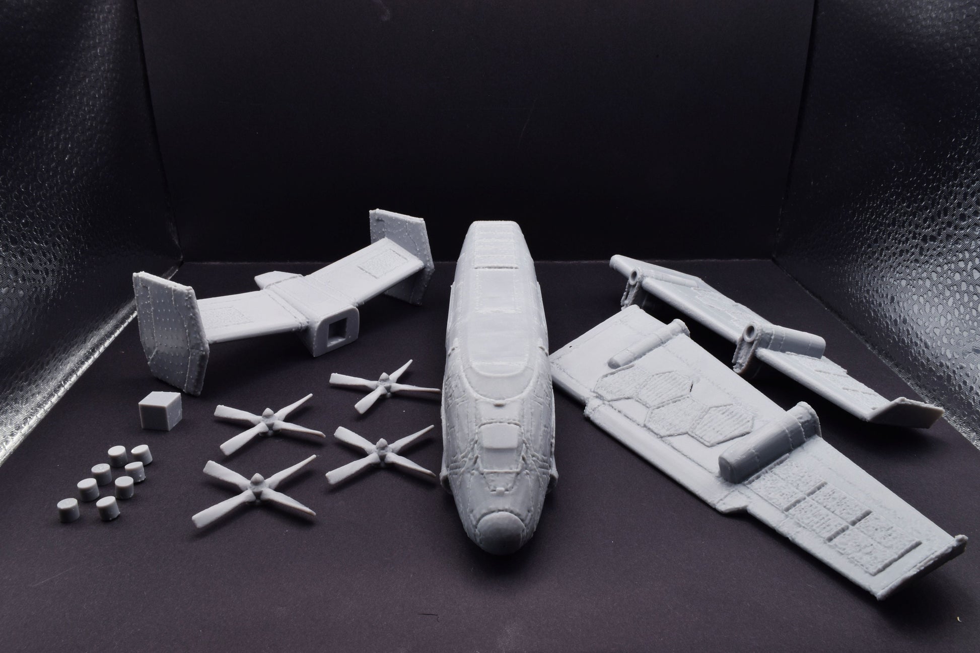 Gears Of War Condor Trasport Plane - TheSTLSmith - 3D Printed with high quality resin for Skirmish/D&D games