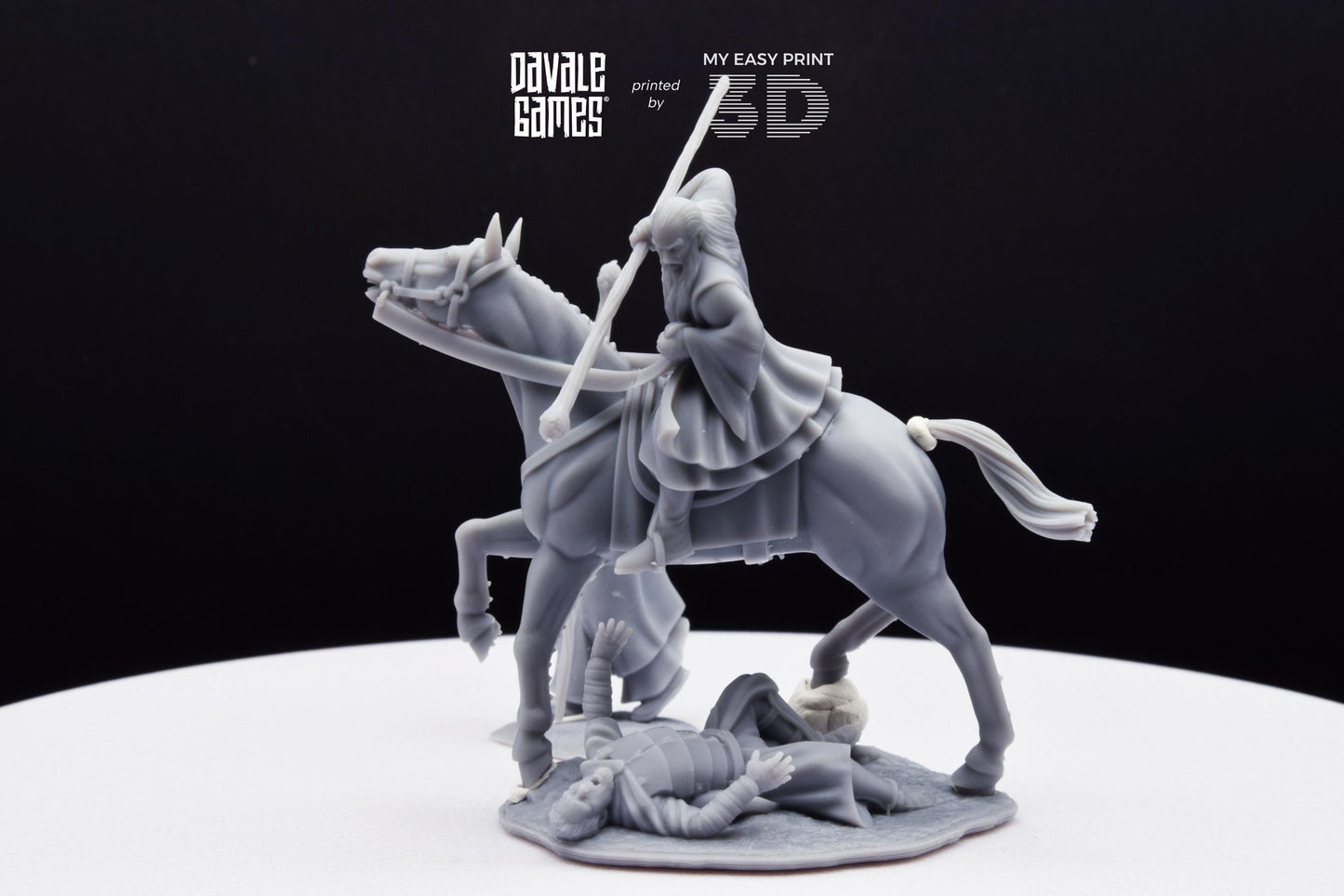 Blood-Handed Mage - Foot and Mounted - Davale Games - 3D Printed with high quality resin for LOTR/D&D games