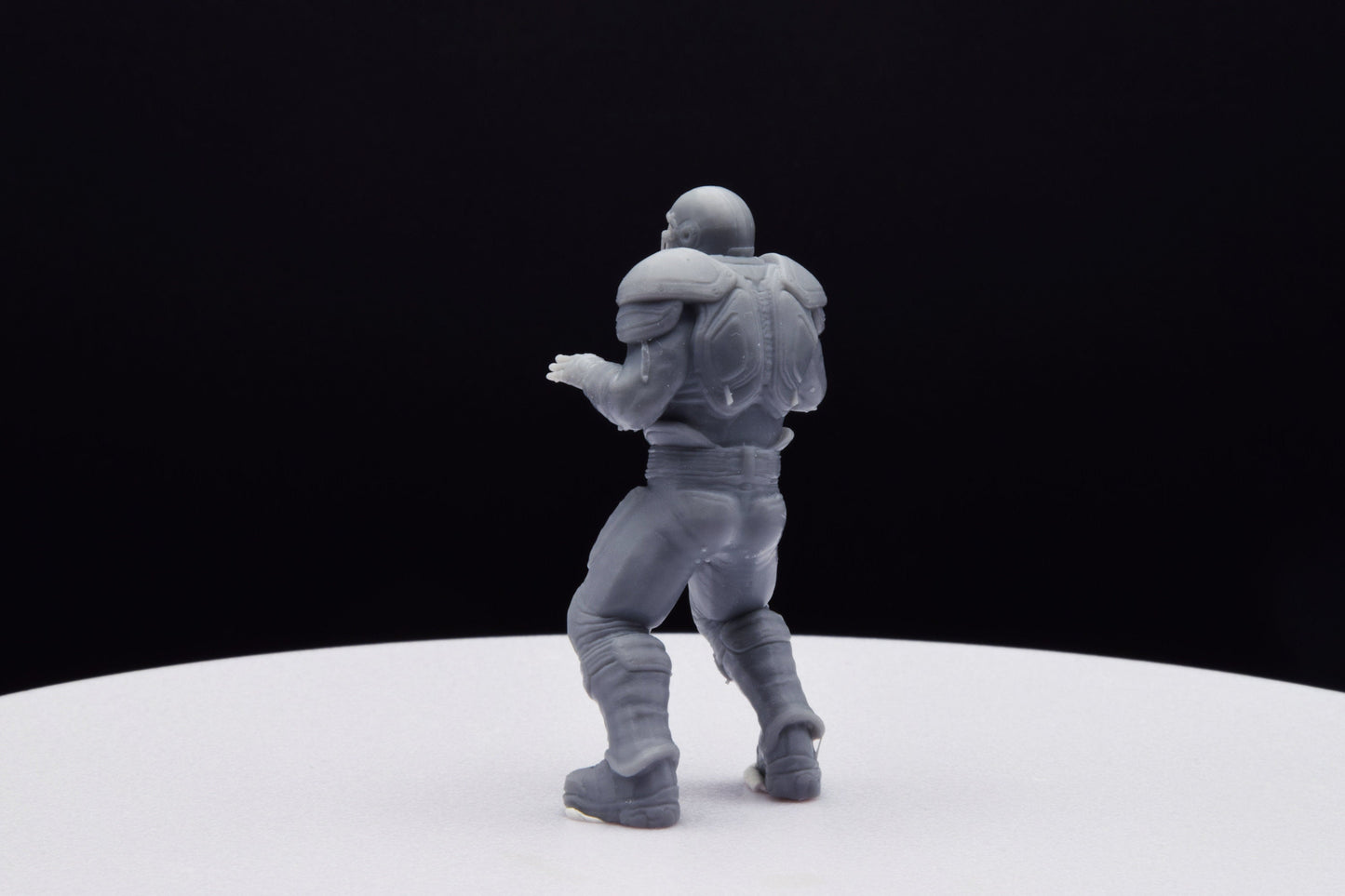 Gears Of War Augustus Cole Thrashball Ot Miniature - TheSTLSmith - 3D Printed with high quality resin for Skirmish/D&D games