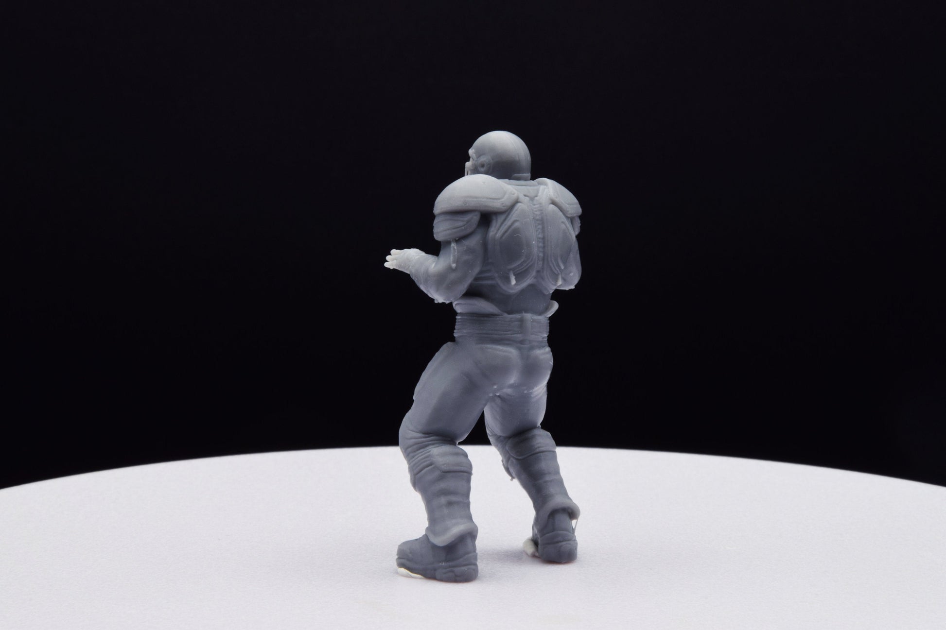 Gears Of War Augustus Cole Thrashball Ot Miniature - TheSTLSmith - 3D Printed with high quality resin for Skirmish/D&D games